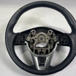 Фото 47 - Руль с красной строчкой Mazda 3 BM / CX-5